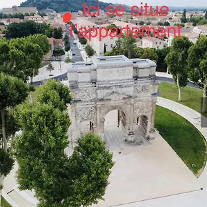 Exclusivité à Orange à Deux Pas Du Théâtre Antique Appartement